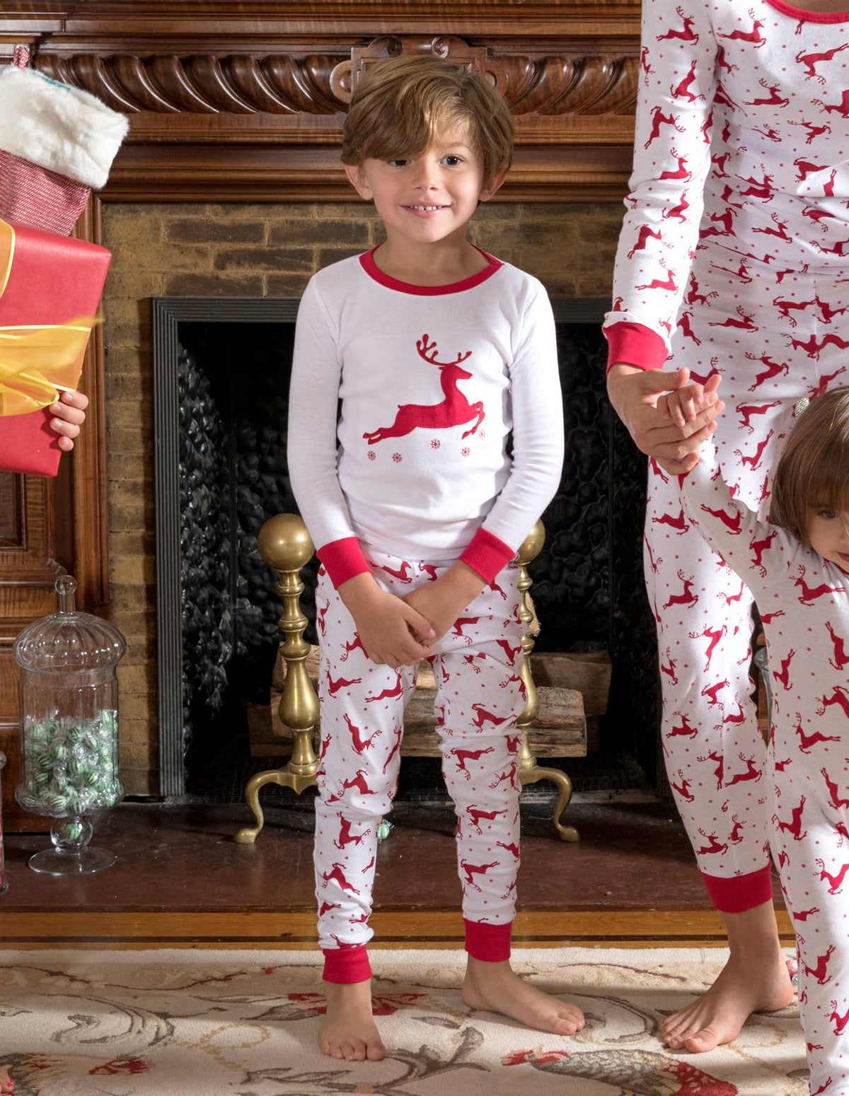 Kids Two Piece Cotton Pajamas Red & White Reindeer Christmas: 8 yea - NHOVIDSHOP.COM