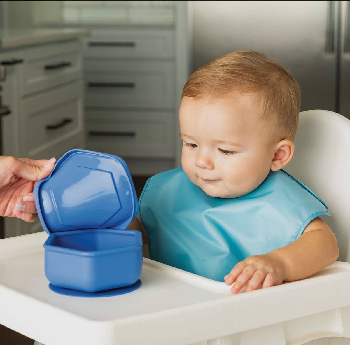 Silicone Suction Bowl with Lid - Perfect for Babies and Toddlers - Littlepinot