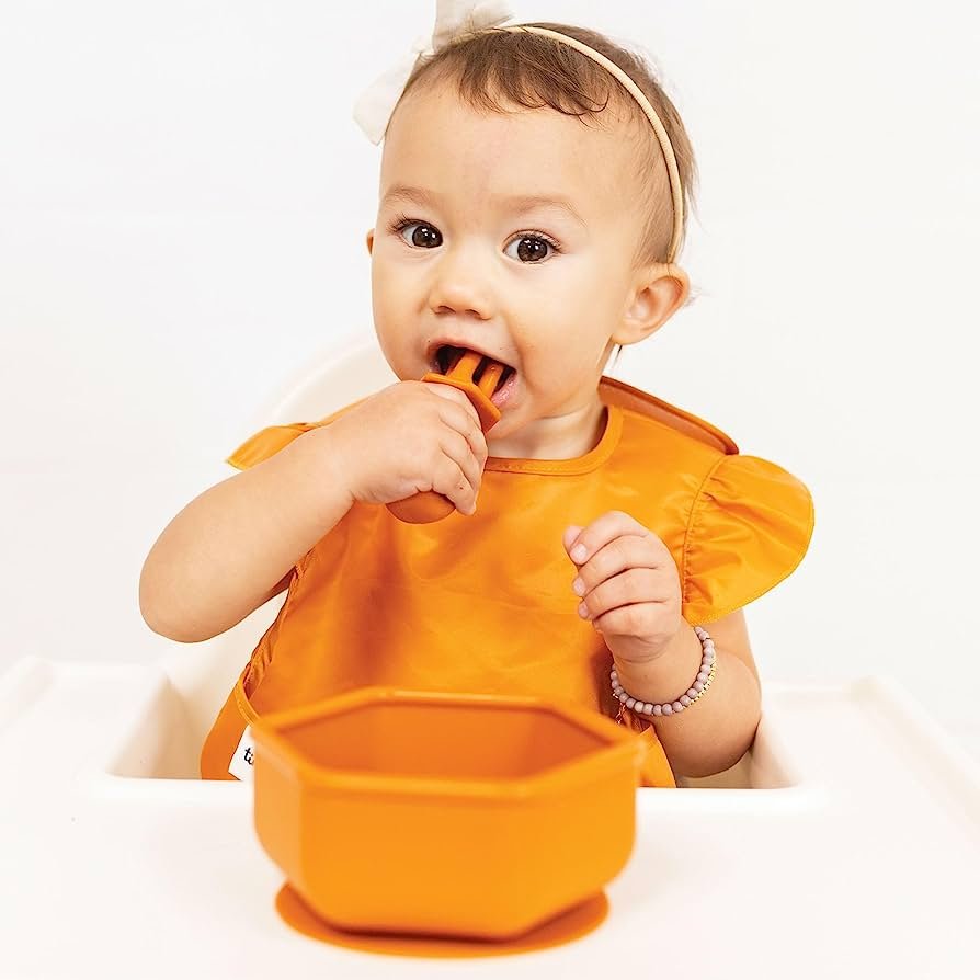 Silicone Suction Bowl with Lid - Perfect for Babies and Toddlers - Littlepinot